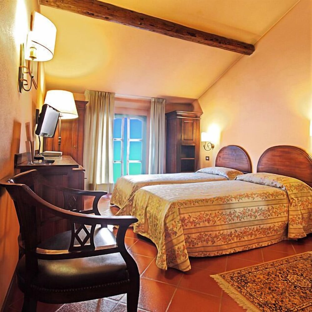Arnaldo Aquila DAOro Hotel 6/39