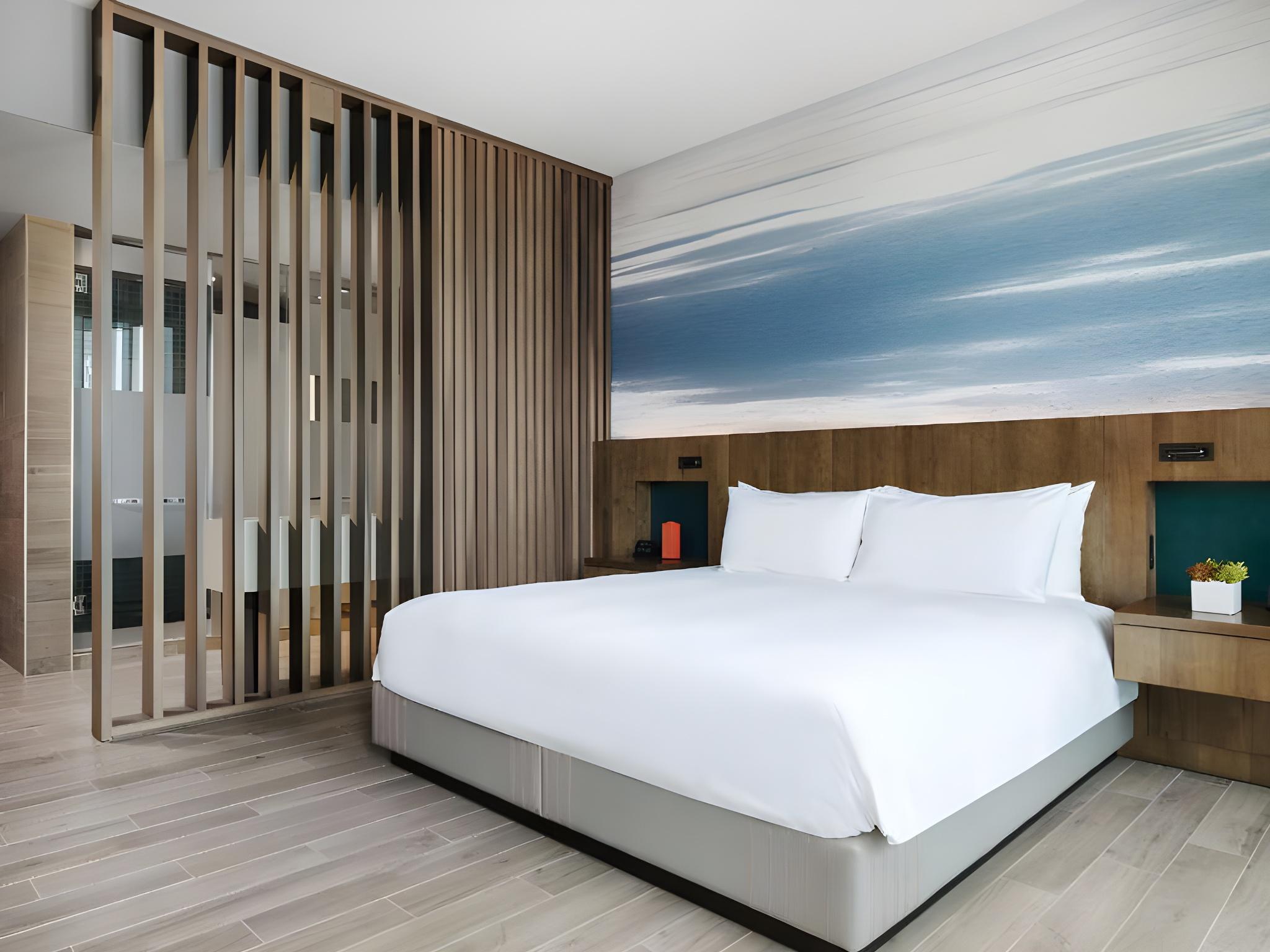 Urban, King Bed, Accessible