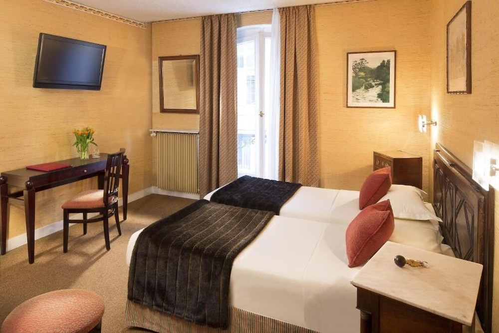Hotel Delavigne 30/64