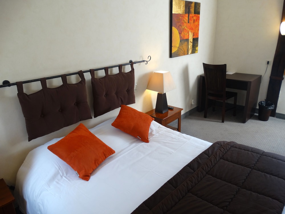 Le Castel Fleuri Hotel 19/61