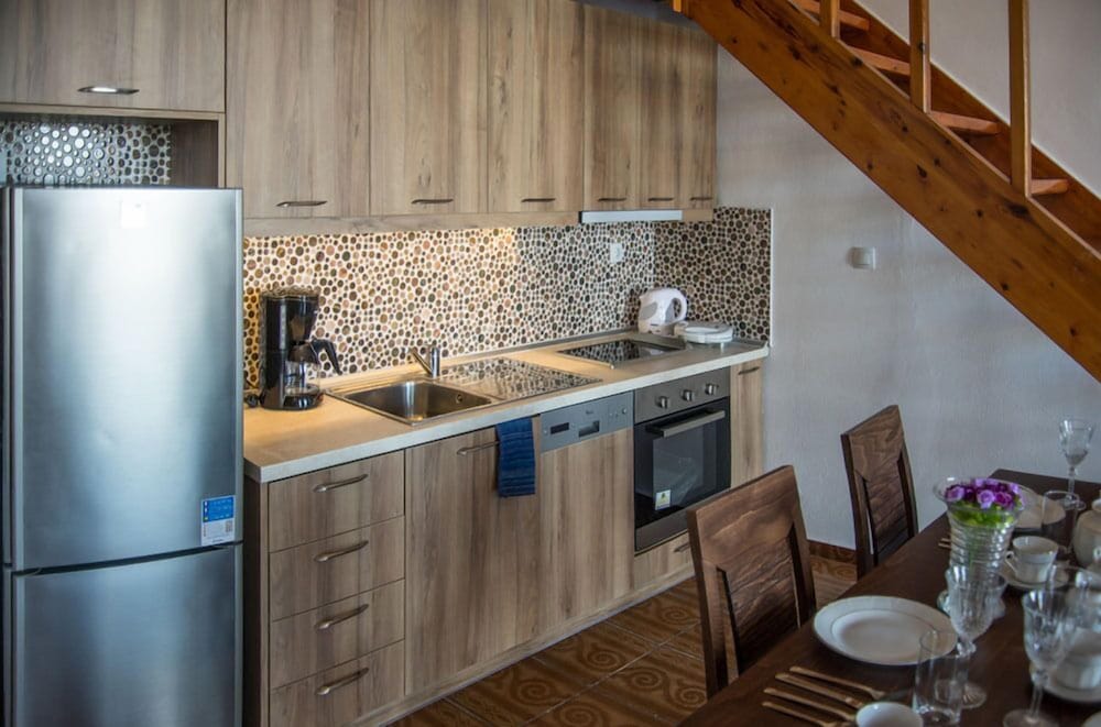 Porto Enetikos Suites 5/50