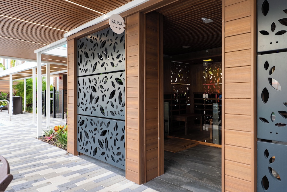 Kompose Boutique Resort at Theme Parks 5/55