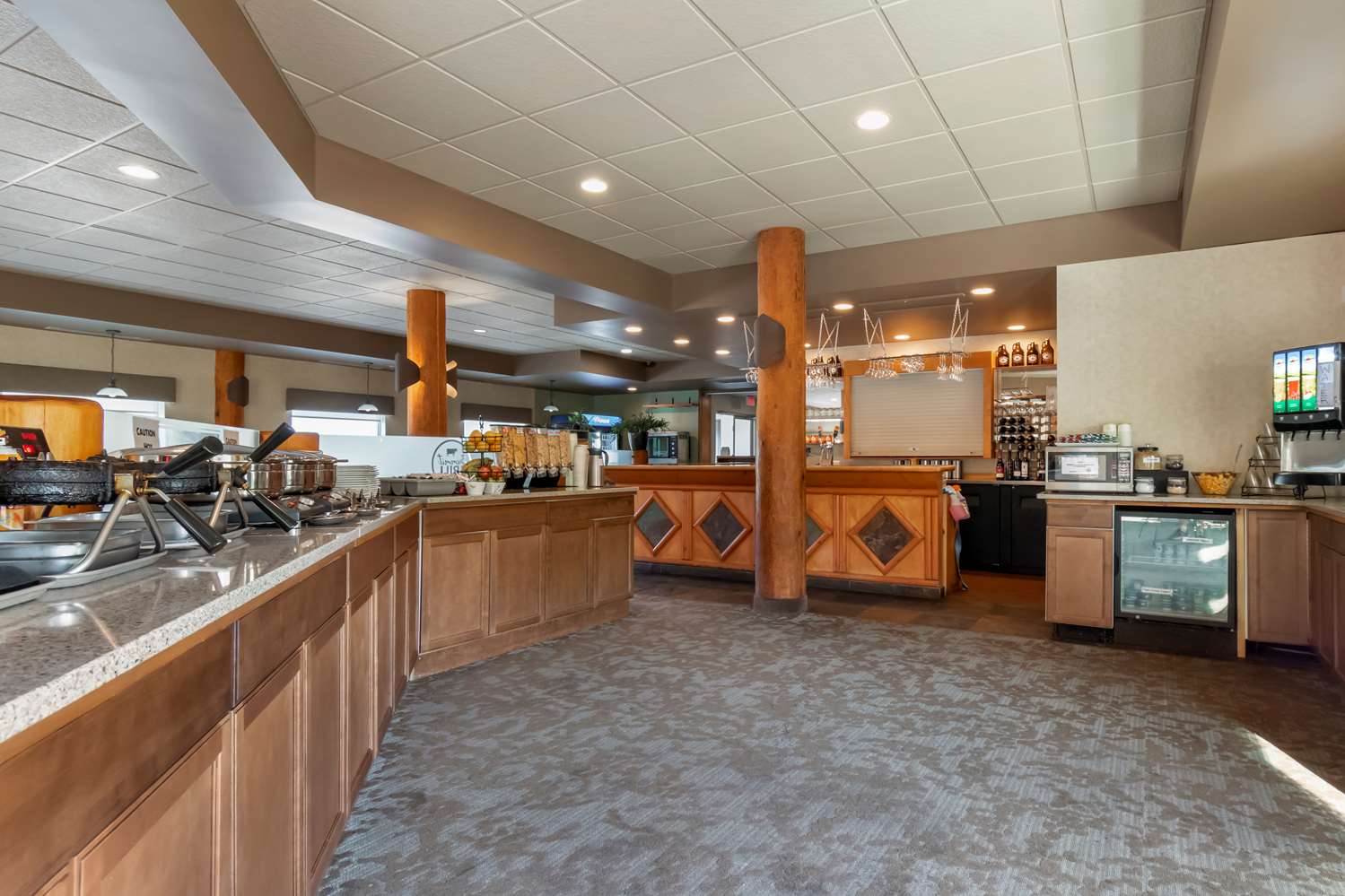 Best Western Plus Valemount Inn & Suites 17/65