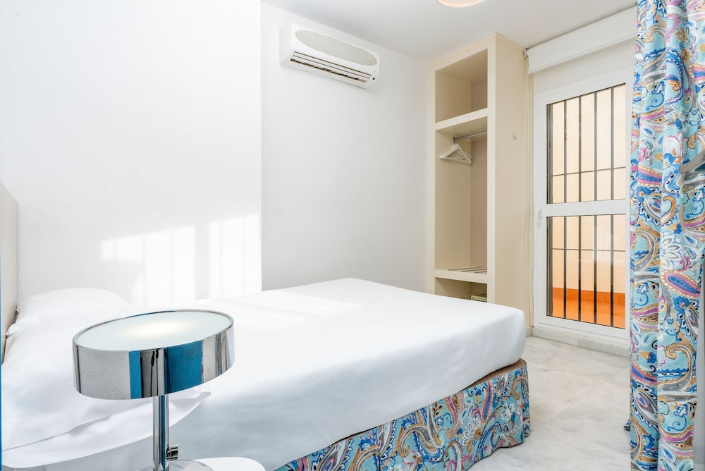 Smartr Sevilla Las Duenas 32/56