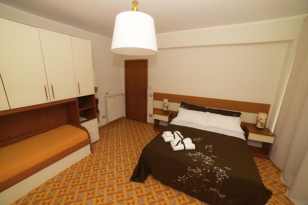 شقة سكنية عائلية بسرير كوين وسريرين فرديين، B&amp;B Lamezia Terme 3/3