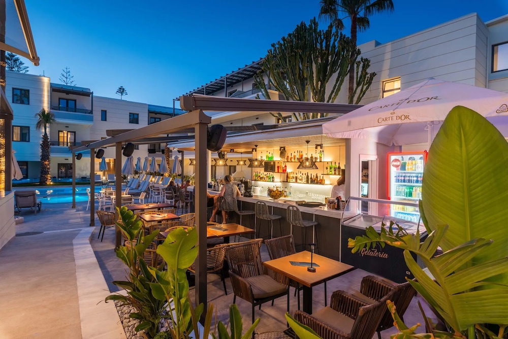 Summer Dream Hotel Apartments 2/50