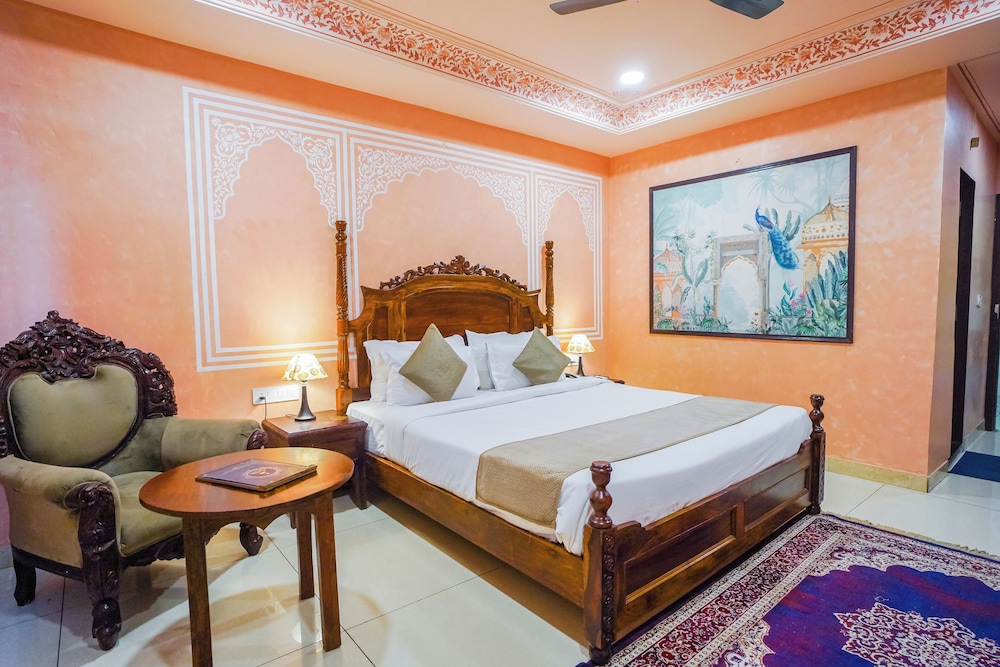 Hotel Laxmi Niwas 27/62
