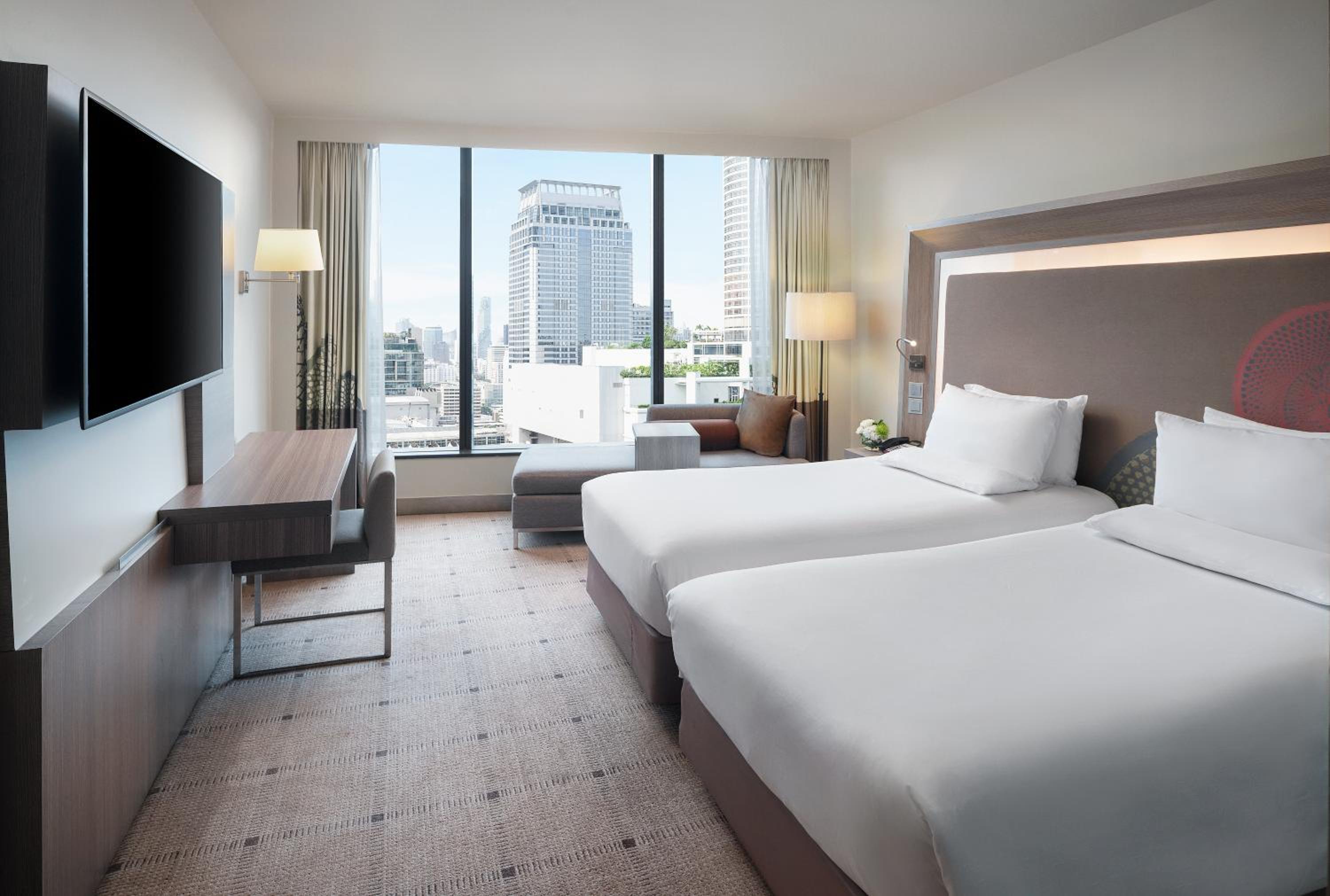 غرفة بريميير بسرير فردي بإطلالة على المتنزه، Novotel Bangkok Platinum 2/10