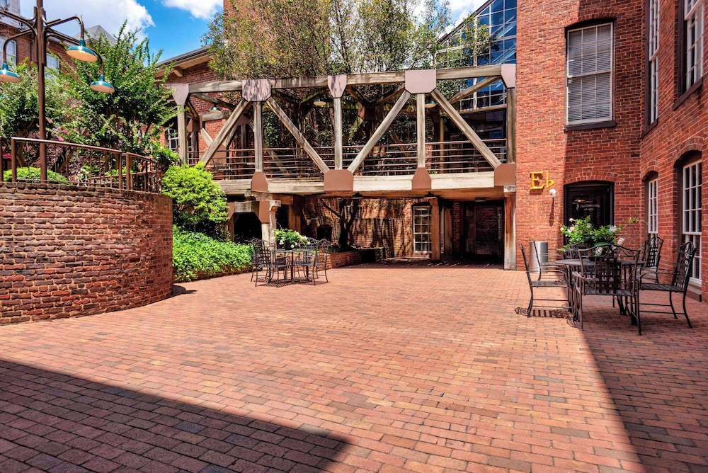 The Historic Brookstown Inn, Trademark Collection by Wyndham 68/72