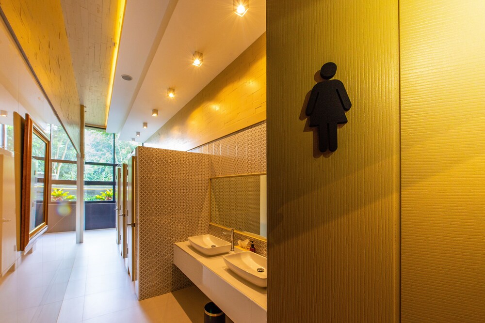 Farmhouse Hotel Ranong 41/68