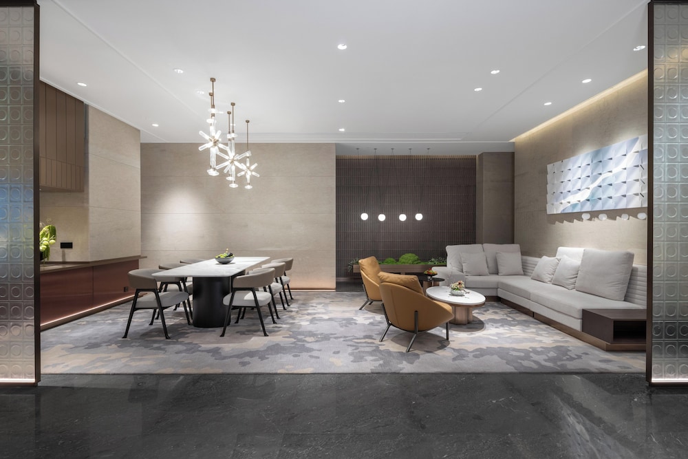 Grand Madison Shenzhen Longhua Yujing 25/30