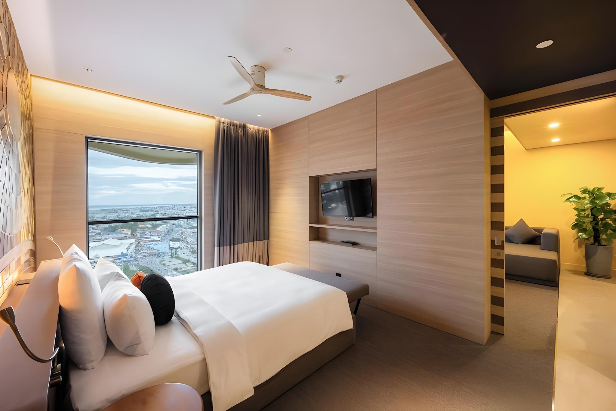 STUDIO, SUITE, RIVER VIEW, BALCONY