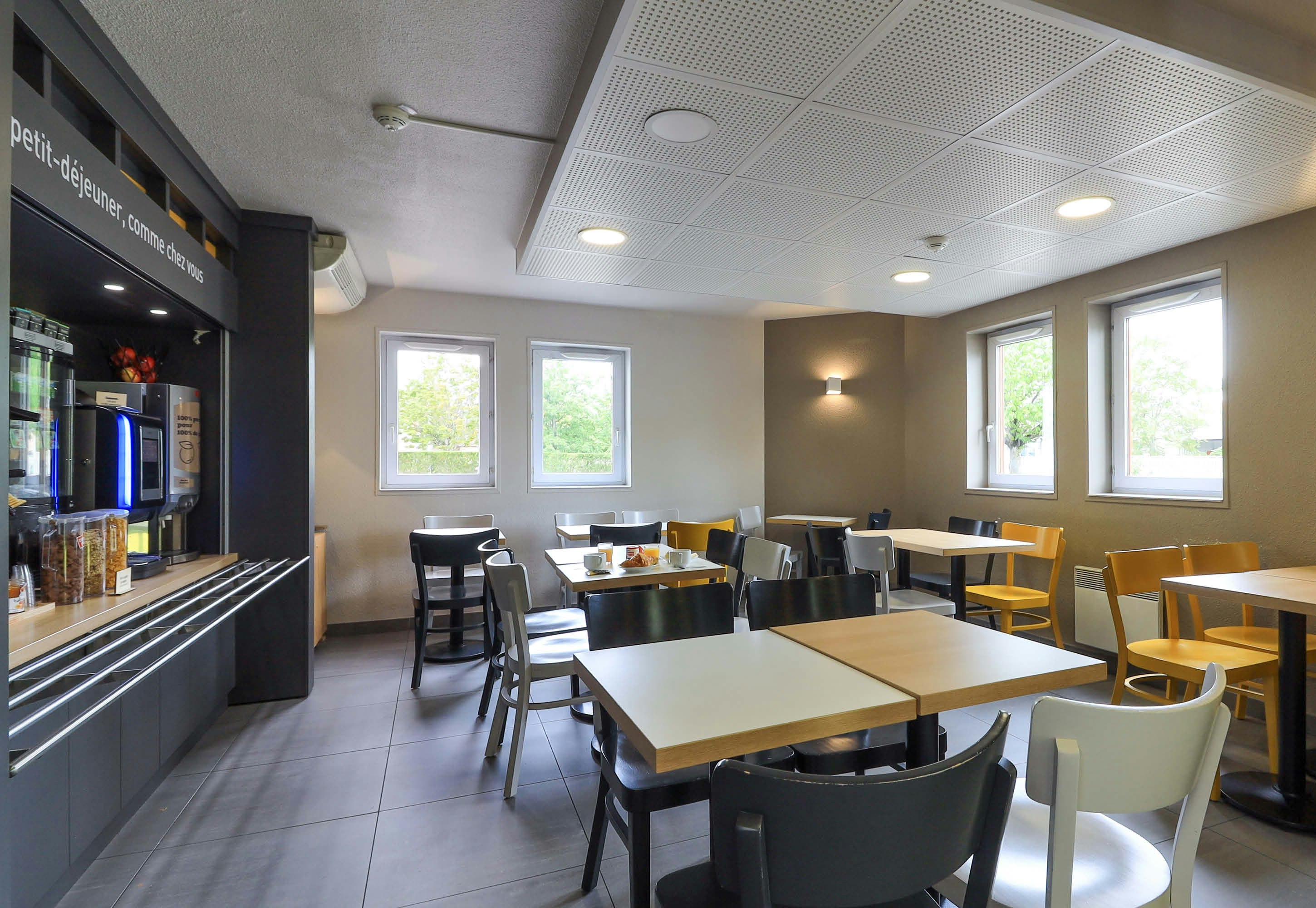 B&B HOTEL Beaune Sud 2 10/15