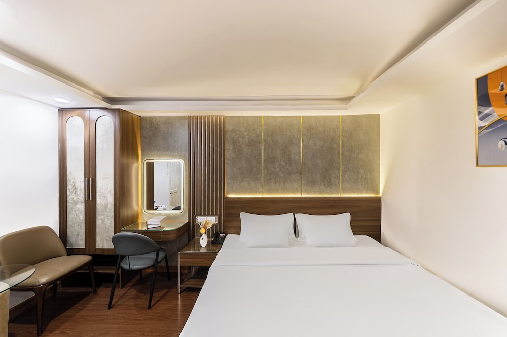 LUXURY, DOUBLE BED