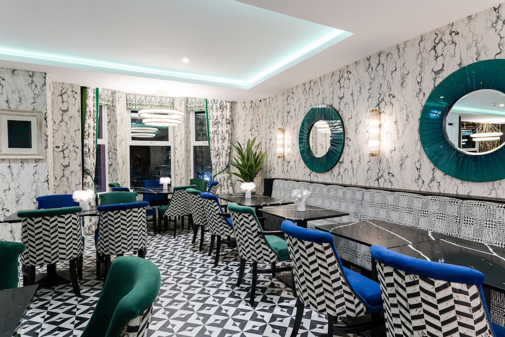 Elephant Rock Hotel 26/40