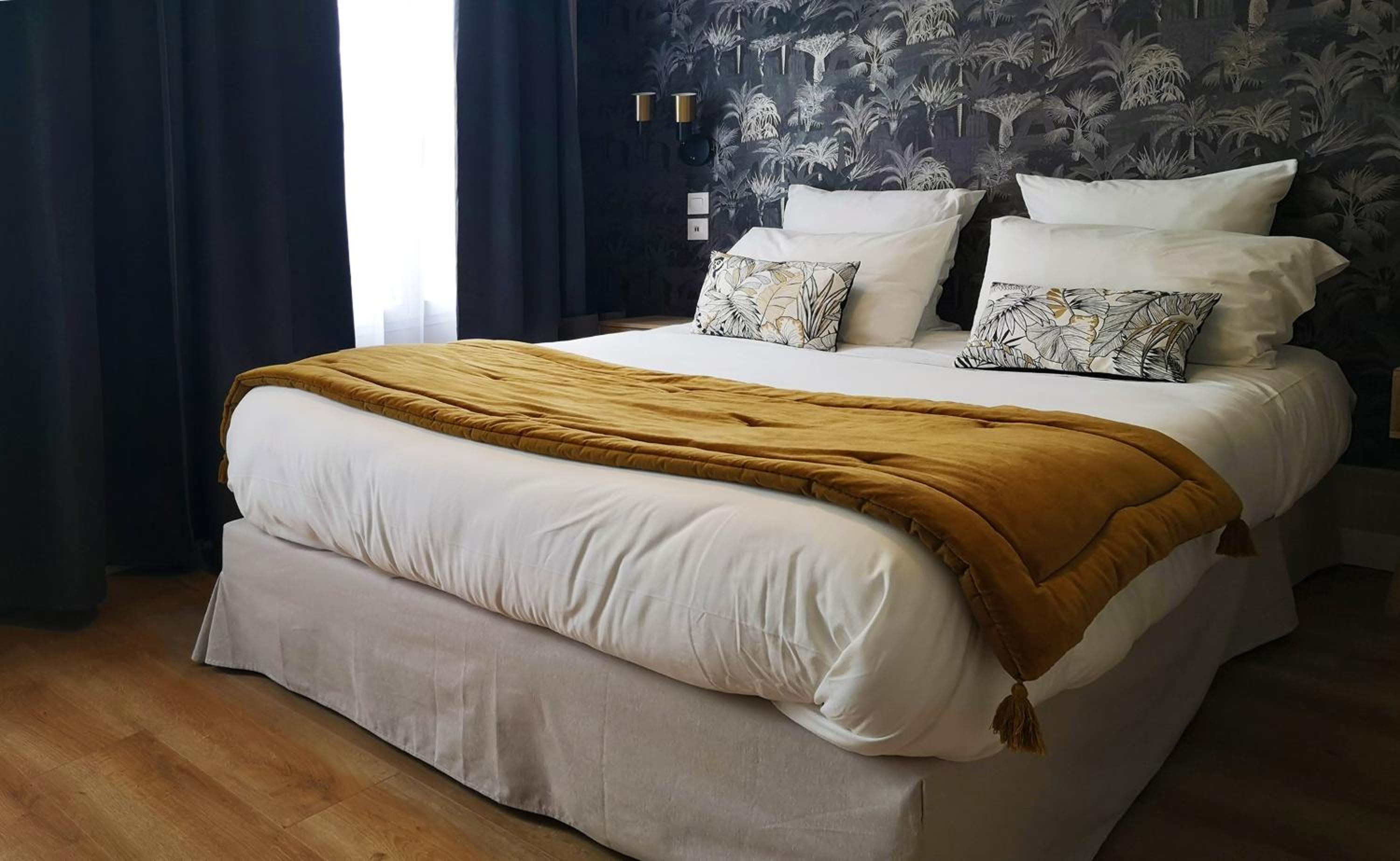 Room, Double Bed, HOTEL HIPPODROME 6/10