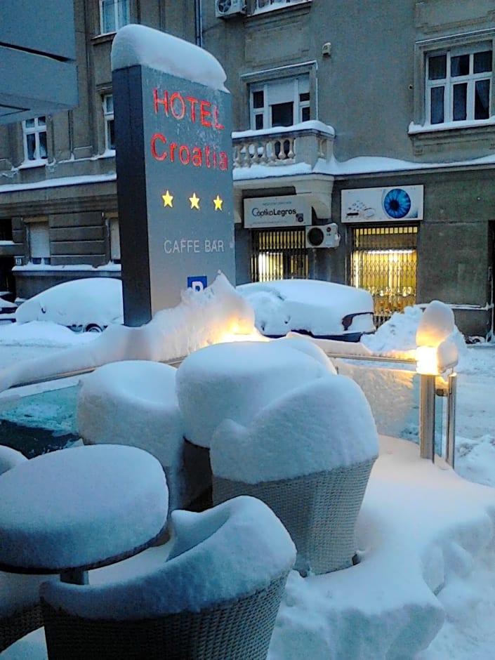 Hotel Croatia 16/25