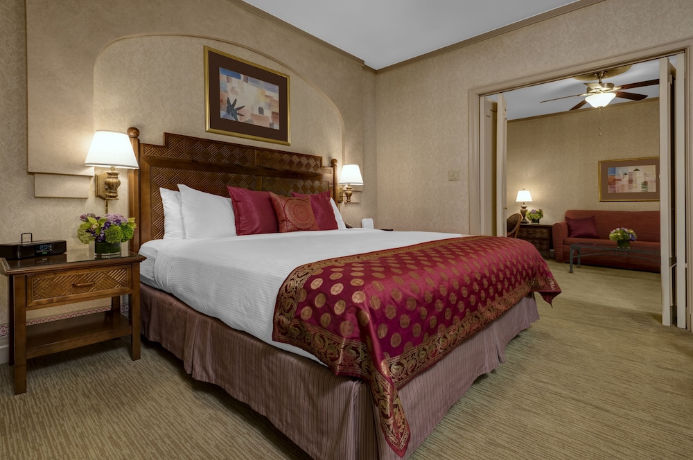 Casablanca Hotel 16/55