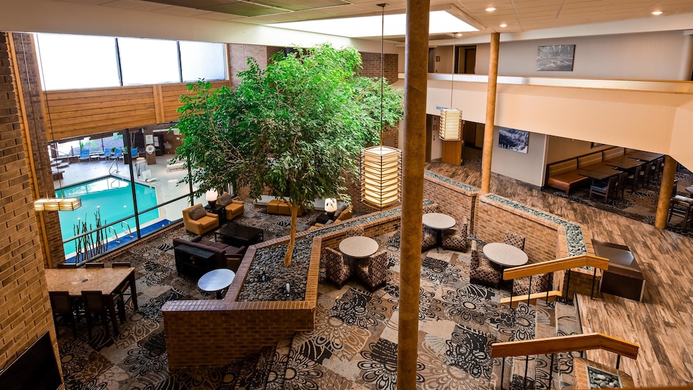 Best Western Plus Landmark Inn 24/38