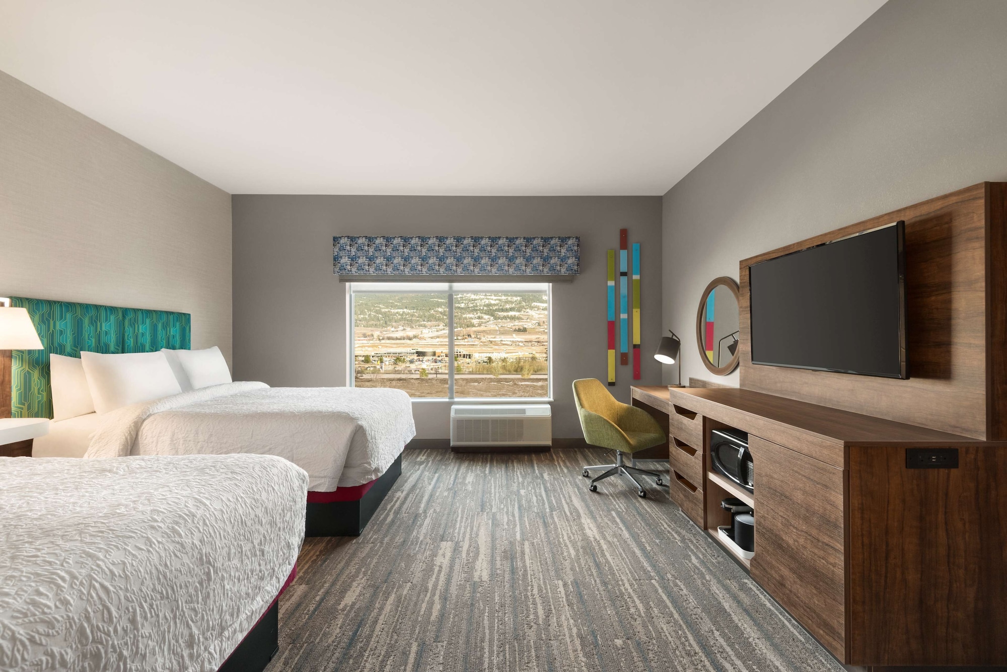 Suite, 2 Queen Beds, Accessible