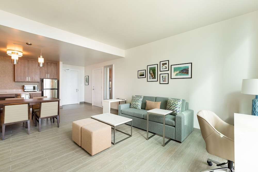 Residence Inn by Marriott Panama City 44/77