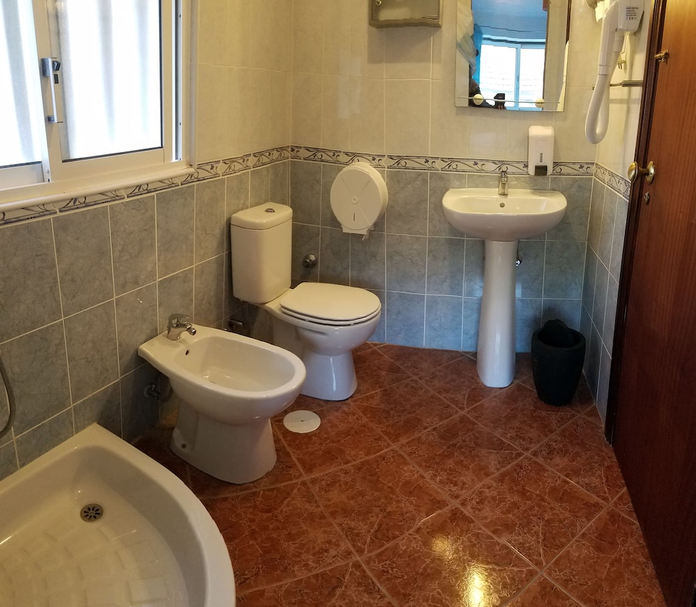 The Hostel Of Alcobaça 45/50