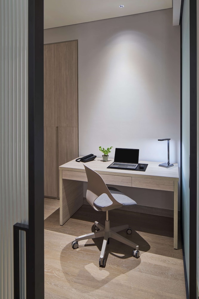 PARKROYAL Serviced Suites Jakarta 46/58
