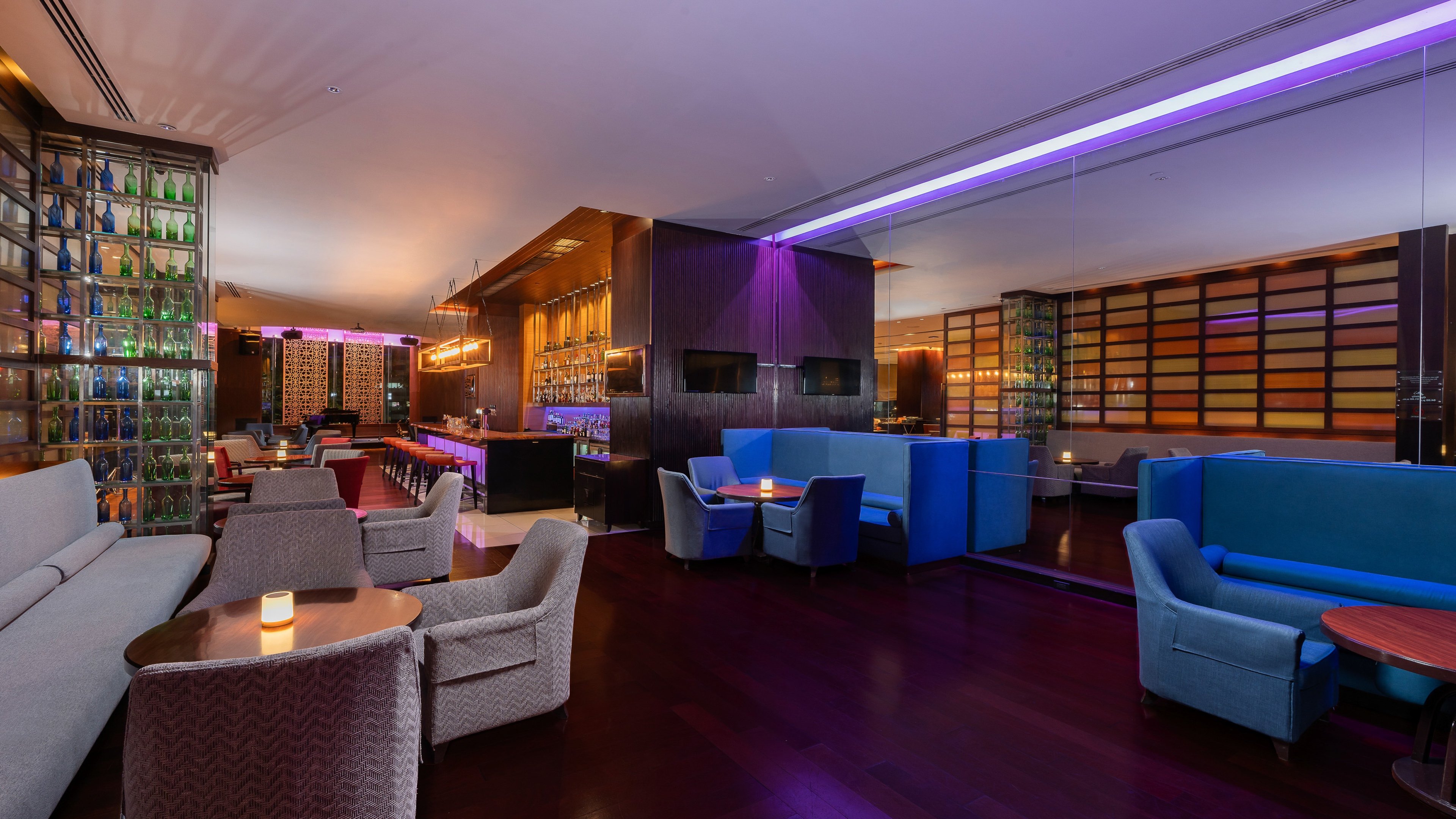 Holiday Inn Bangkok Silom 50/74