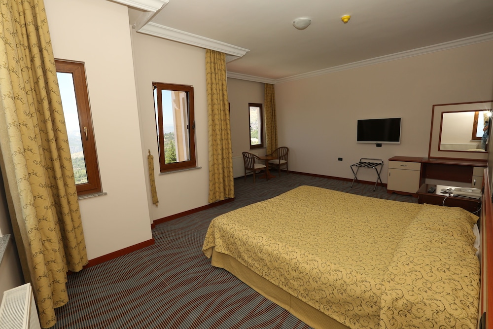 Ermenek Selcuklu Otel 11/26