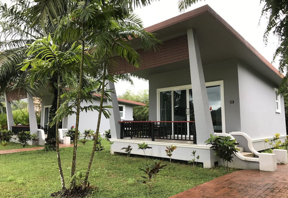 Khaolak Mountain View 40/50