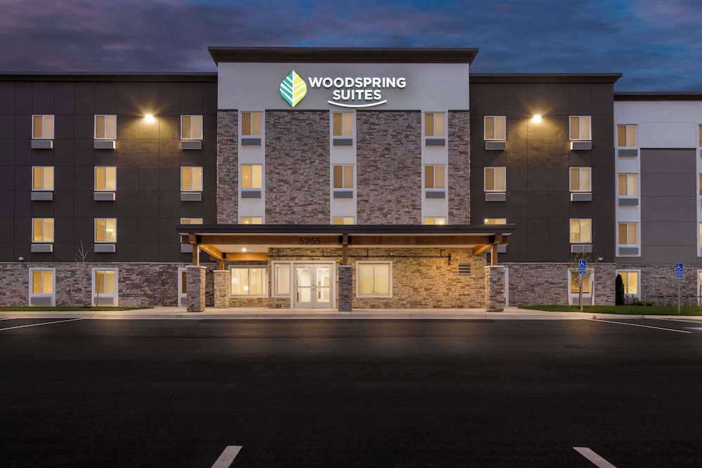 Woodspring Suites Kansas City Airport 1/28