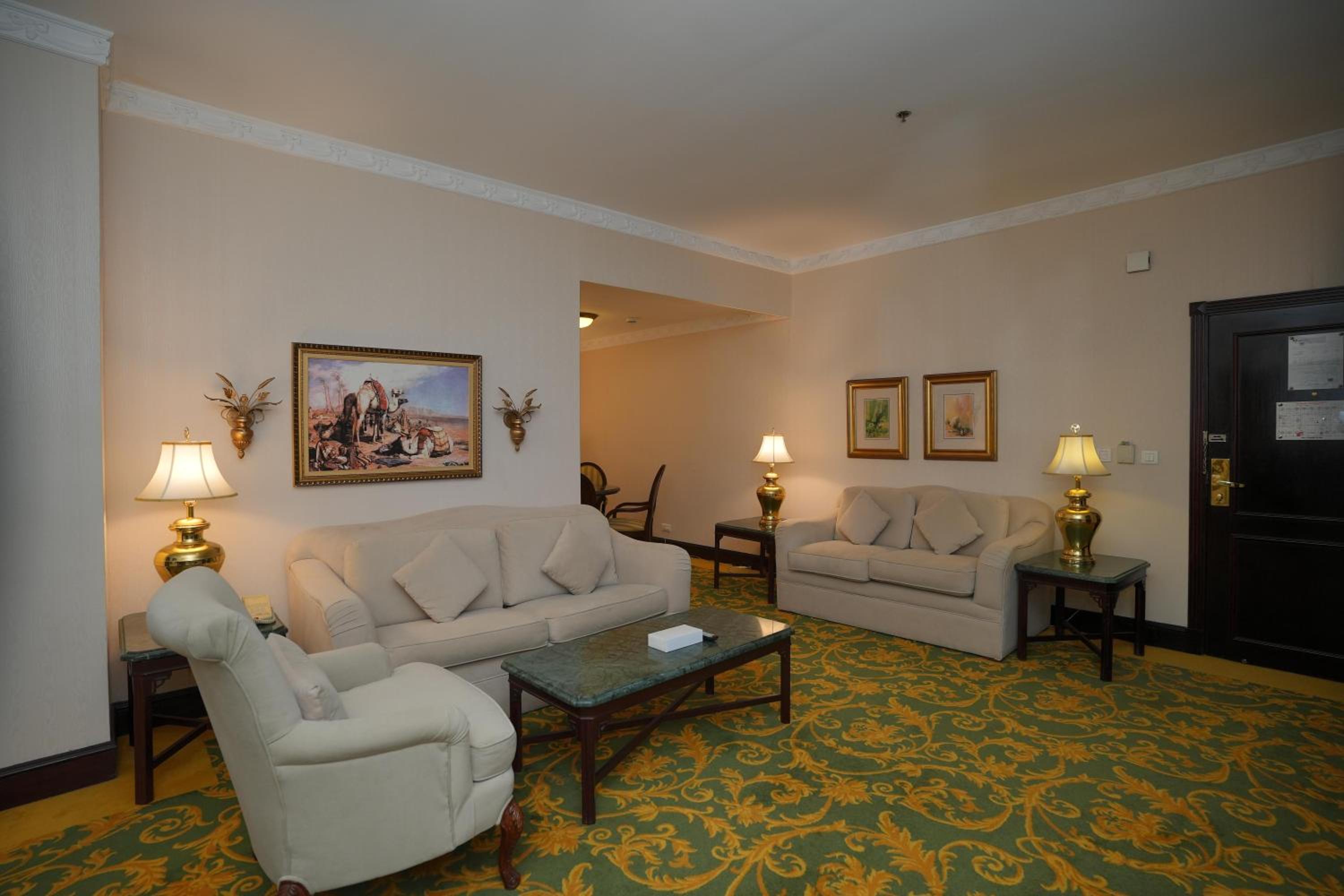 Superior, Suite, King Bed, Habitat Hotel All Suites 9/10