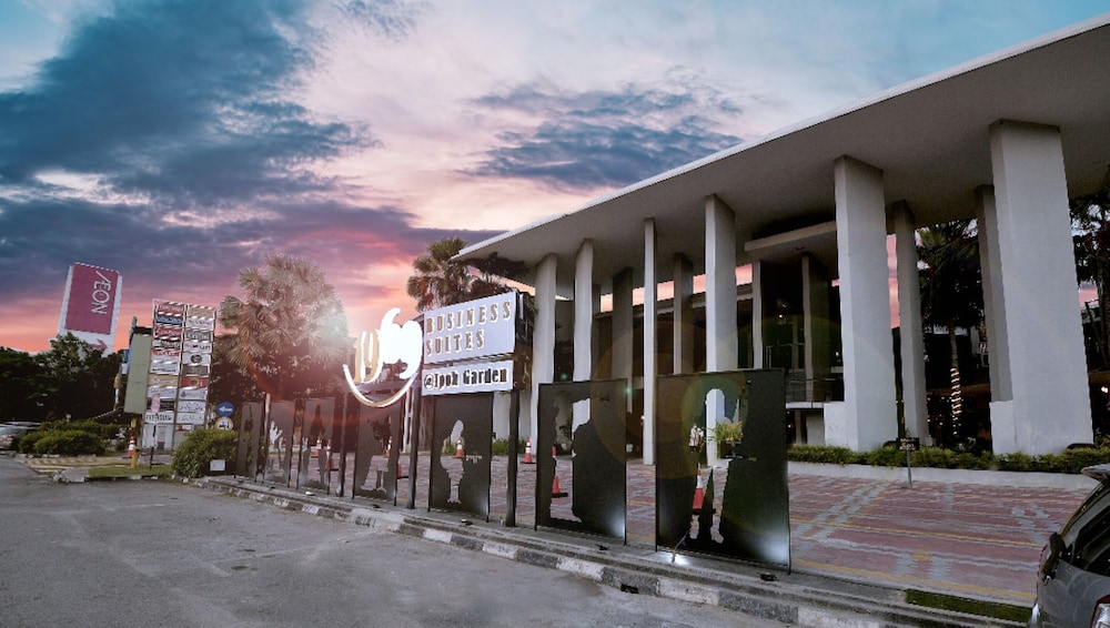 1969 Business Suites @ Ipoh Garden 43/50