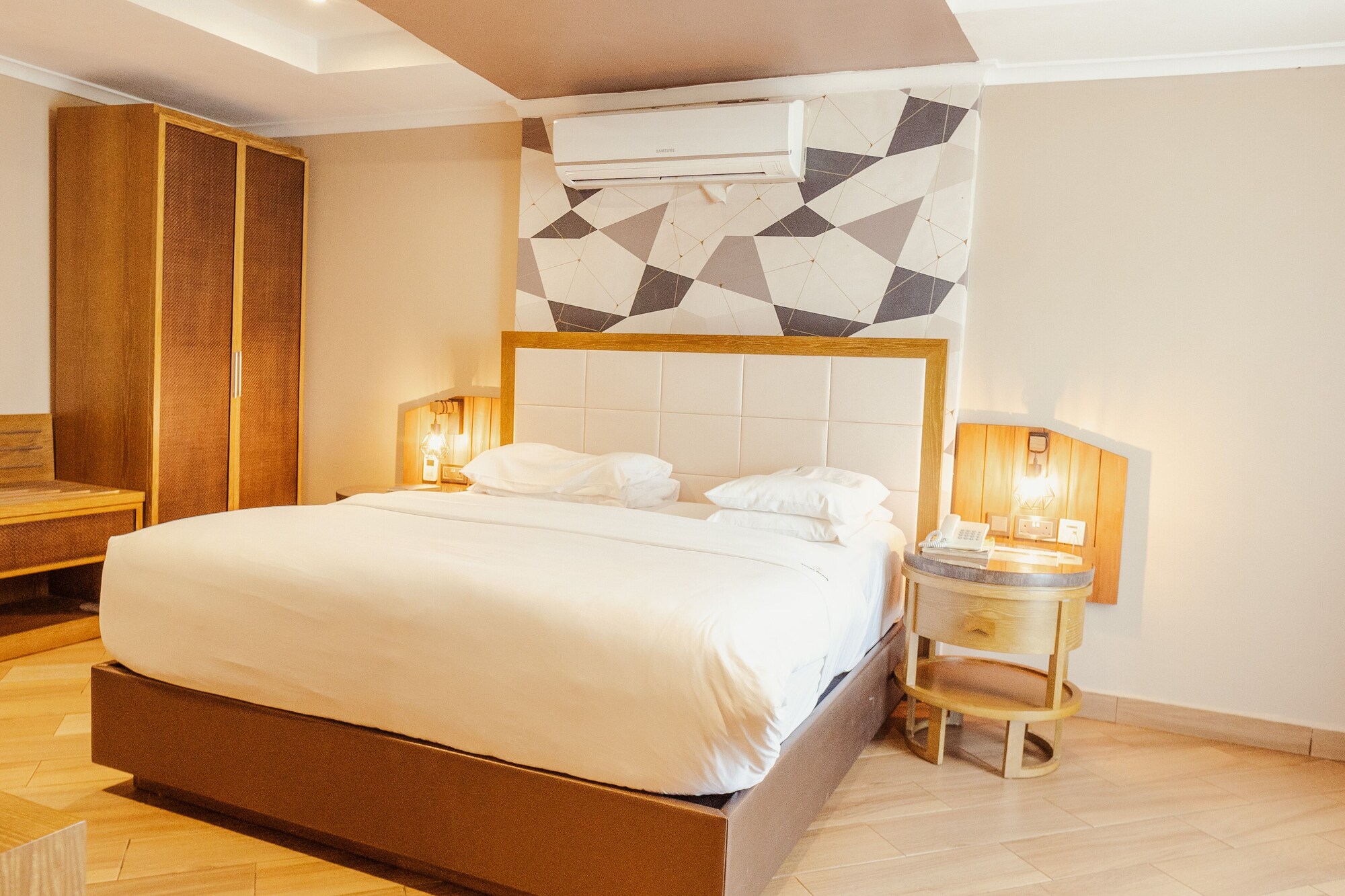 جناح جونيور بسرير مزدوج وسرير فردي، Tanga Beach Resort & Spa 8/10