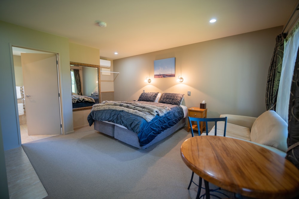 Blue Ridge Boutique Bed & Breakfast 11/50