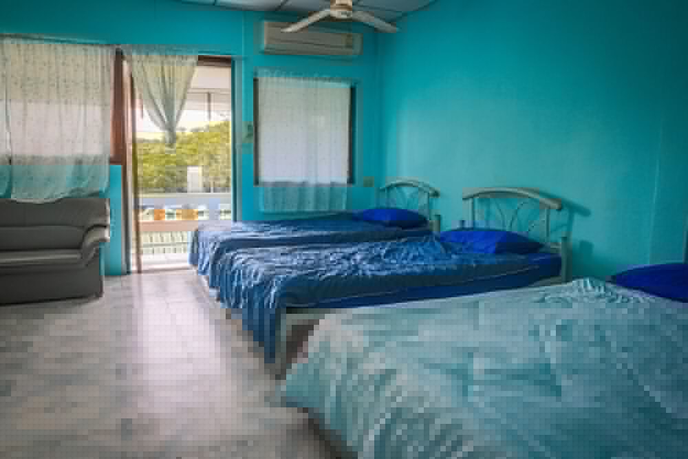 Rimtalay Resort Koh-Sichang 24/70
