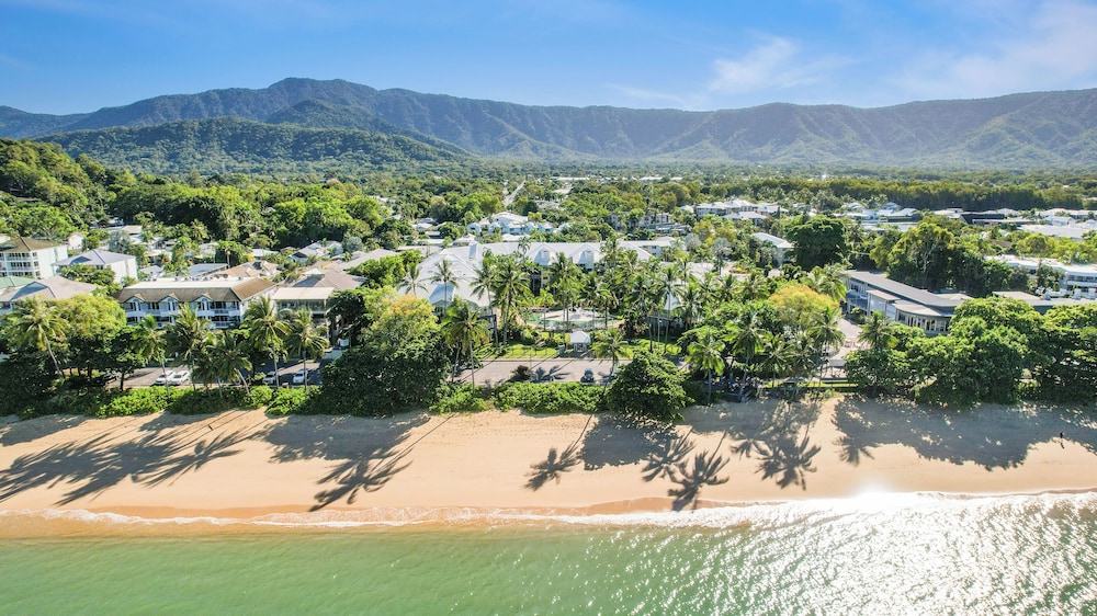 Coral Sands Beachfront Resort 50/59