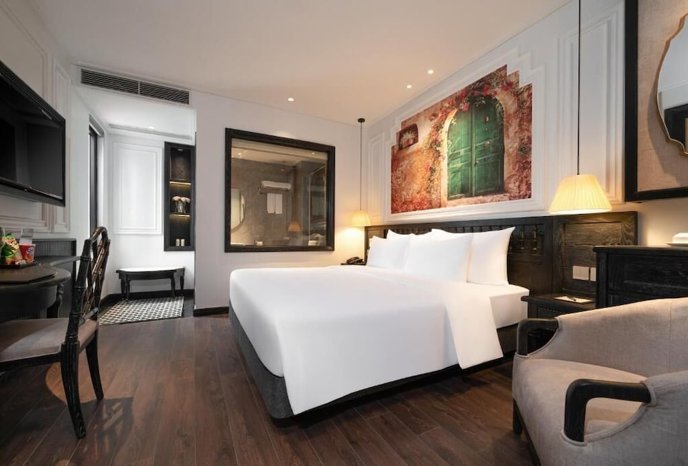 Superior, Queen Bed