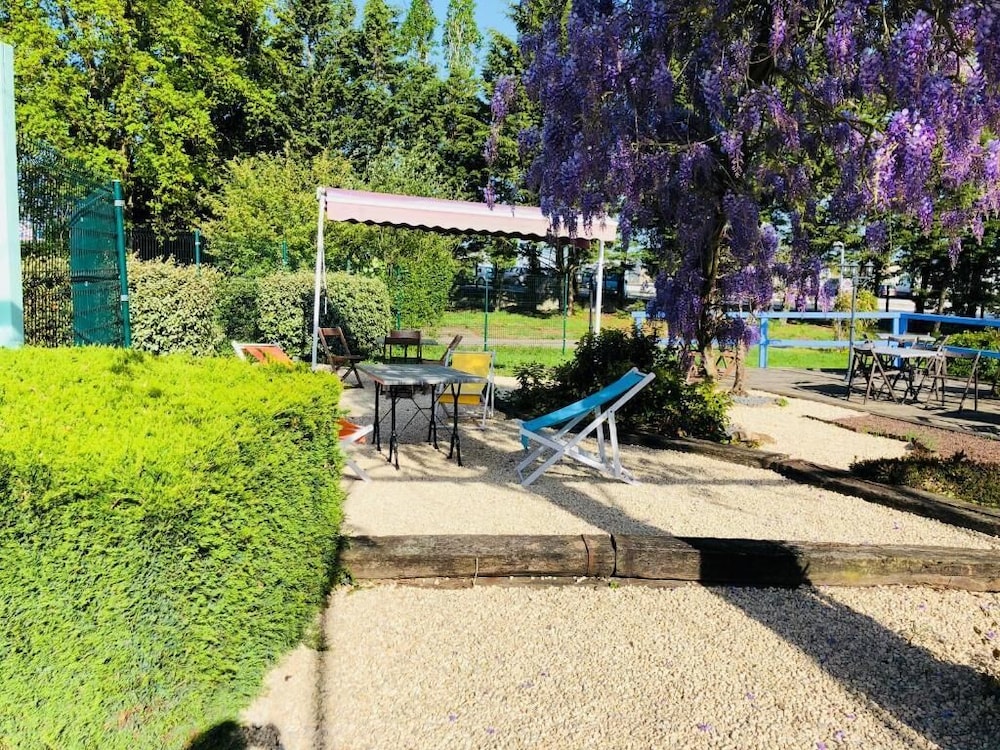 HOTEL AU RELAIS DES LILAS 14/24