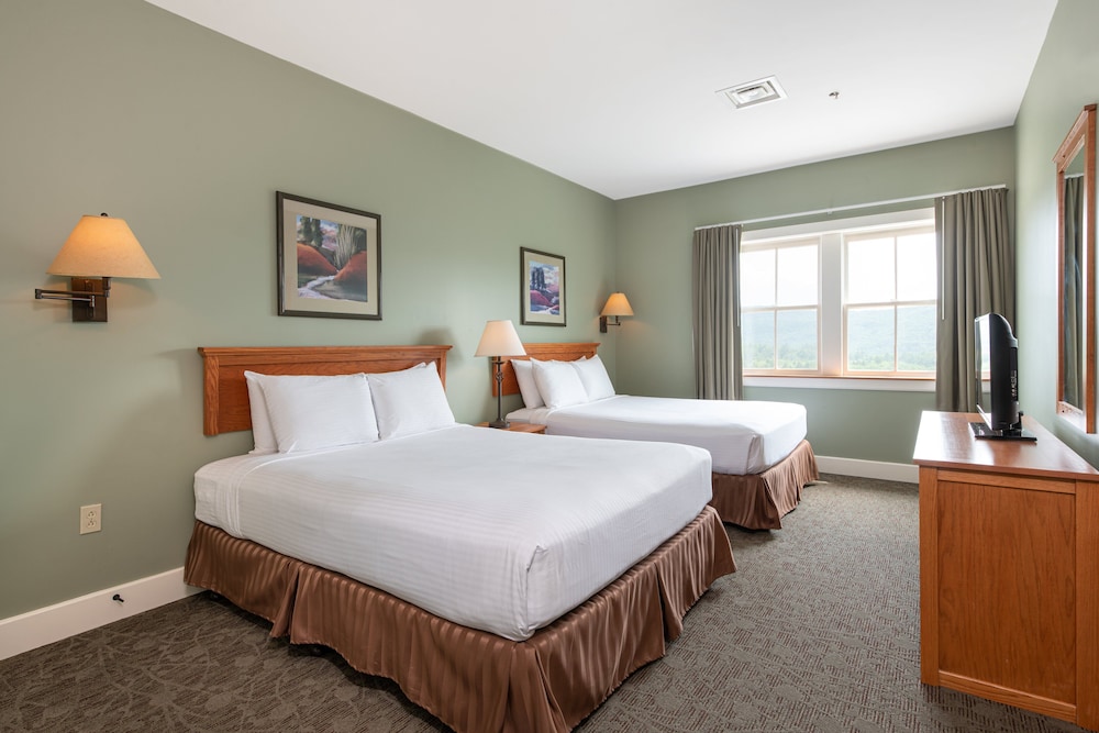2 Bedrooms, Plus, Loft, Executive, Suite, 4 Queen Beds, Sofa