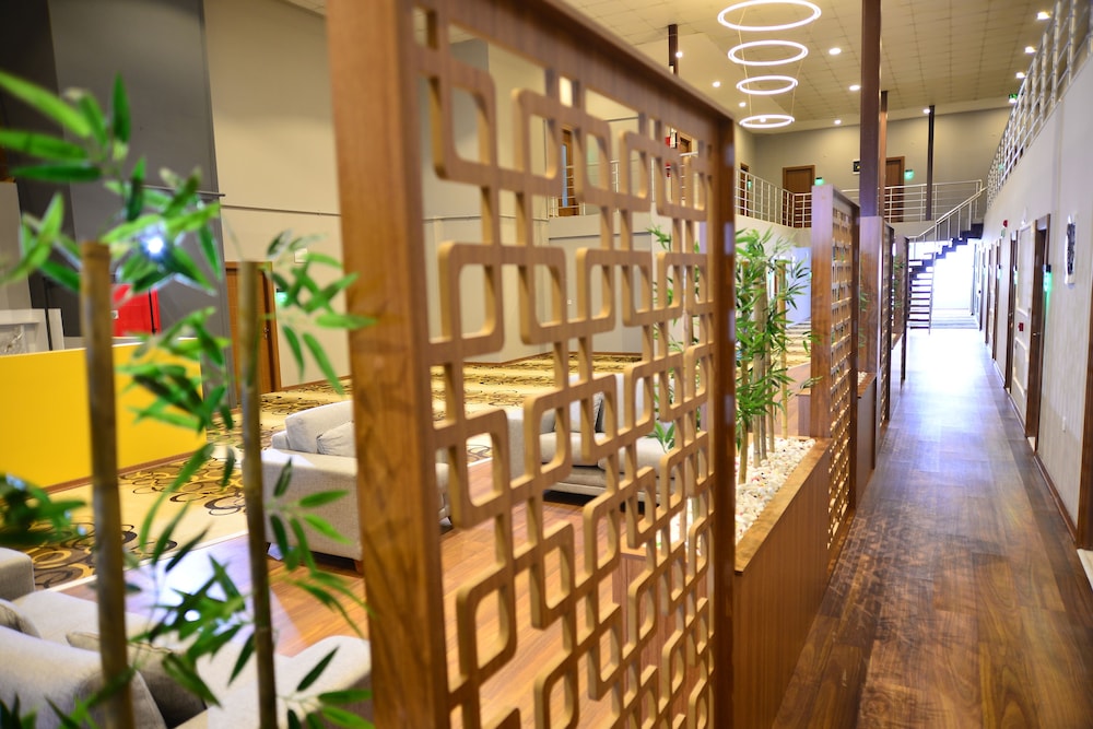 Privado Hotels 3/50