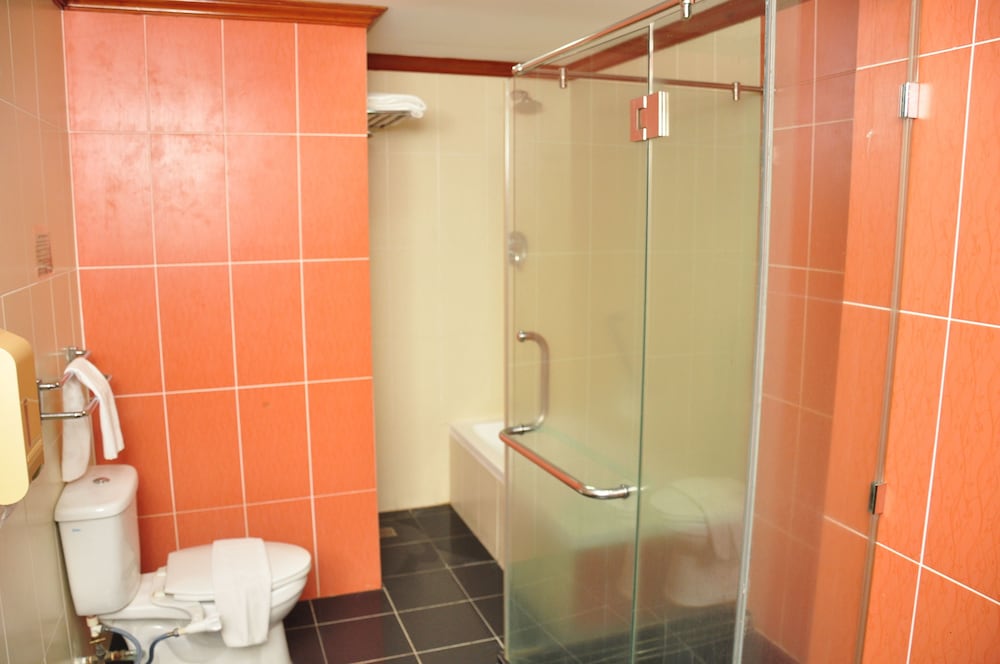 Hotel Sandakan 35/75