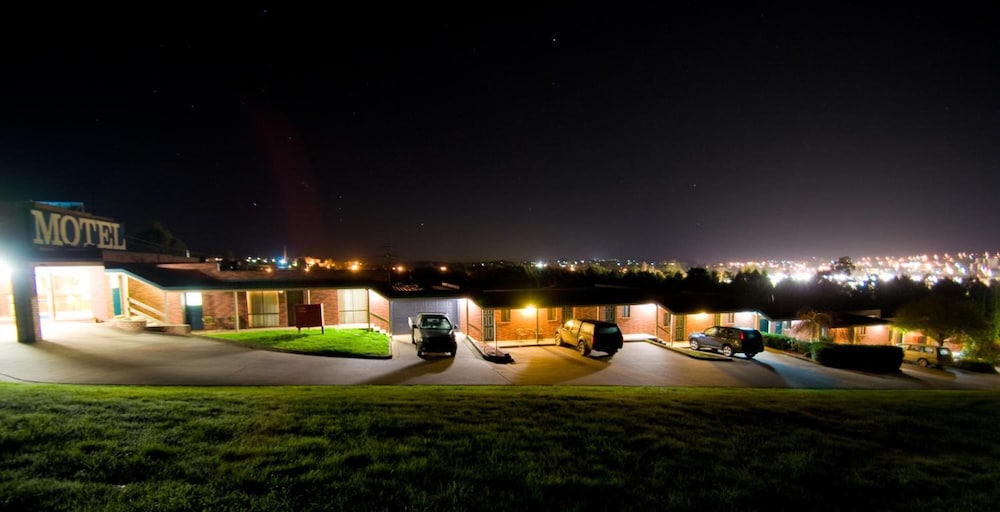 WARRAGUL VIEWS MOTOR INN 58/65