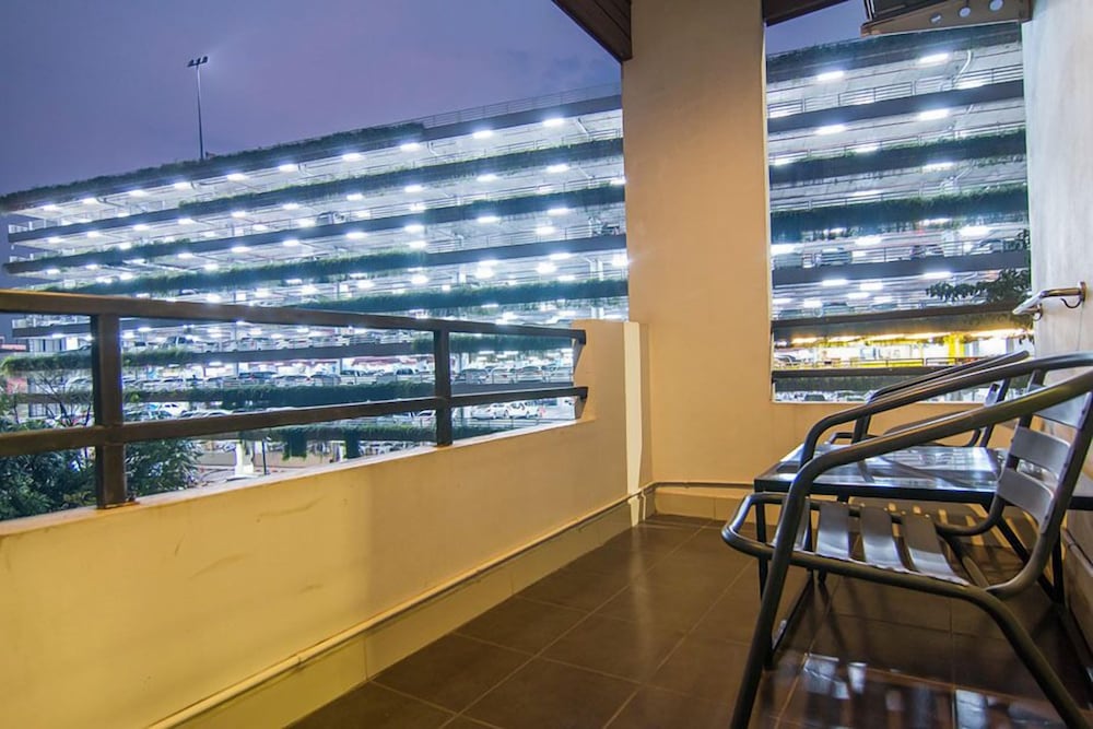 At Home At Udon 44/65