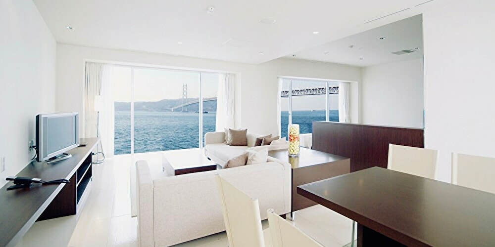 Hotel Setre Kobe Maiko 50/50