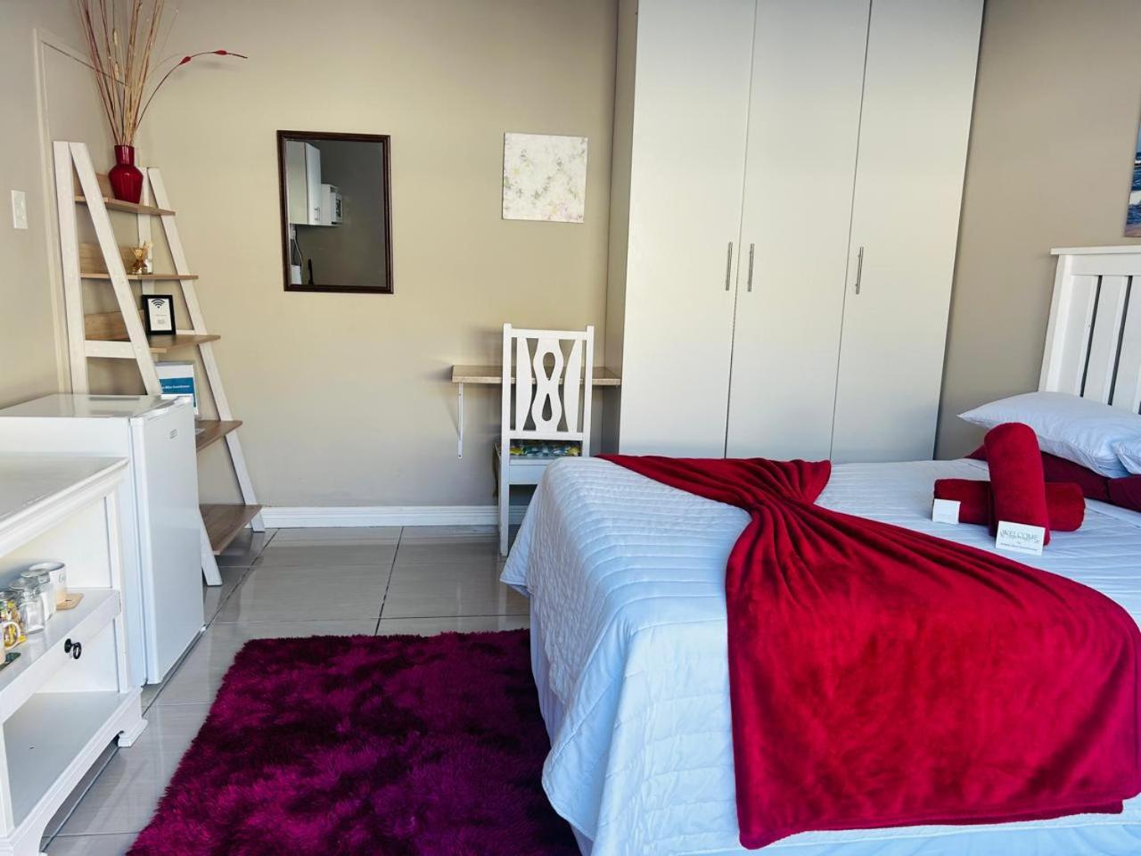 Hidden Bliss Guest House 8/20