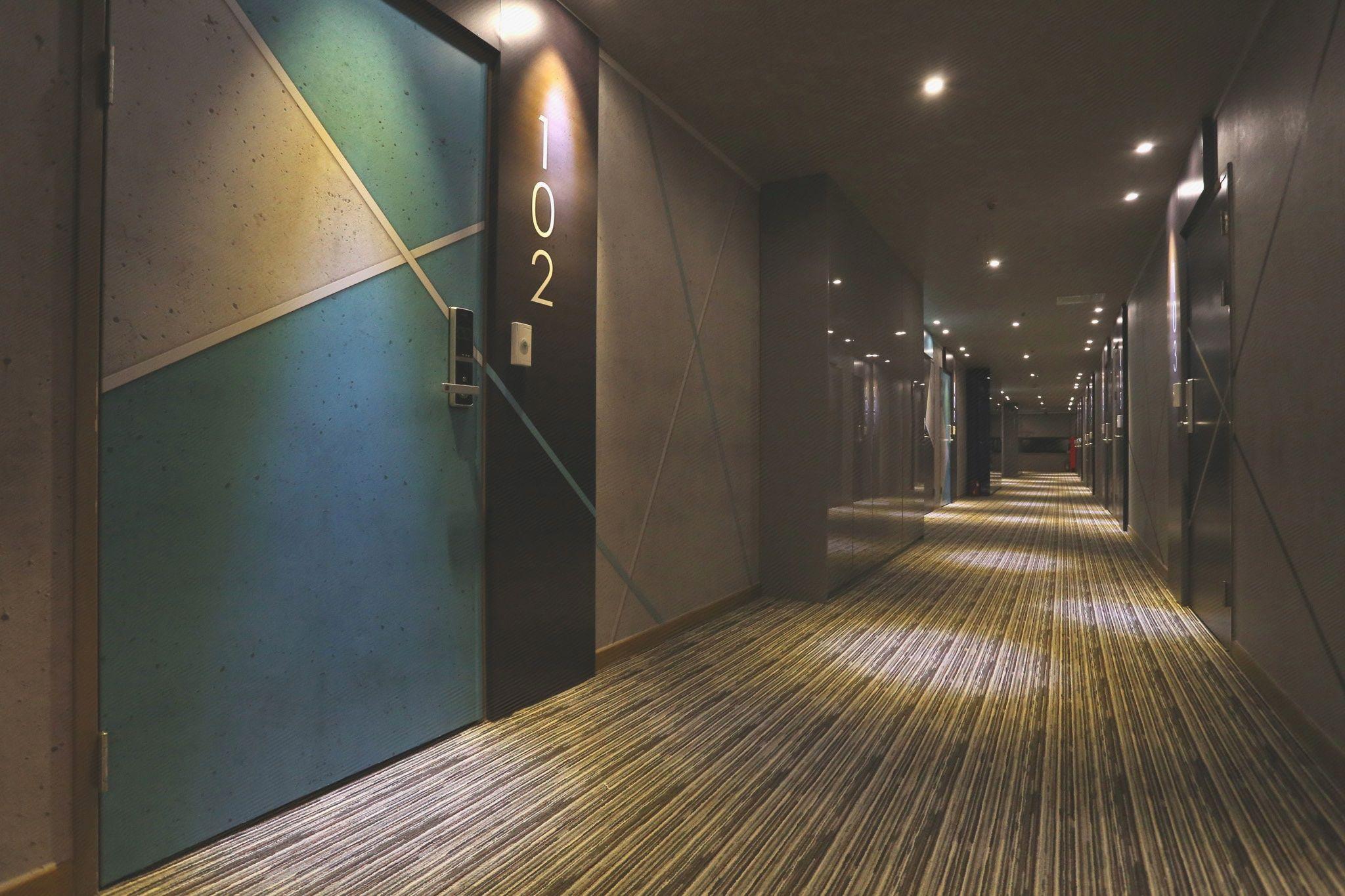 Blanc hotel 54/65