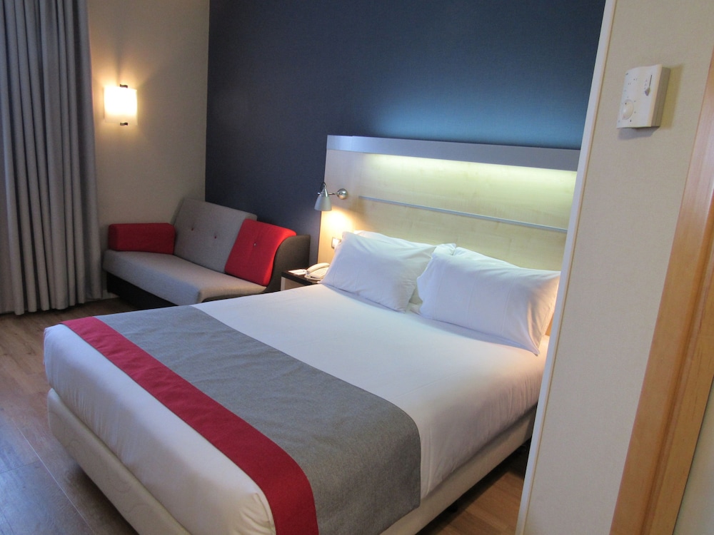 HOLIDAY INN EXPRESS MADRID - ALCORCON 18/33