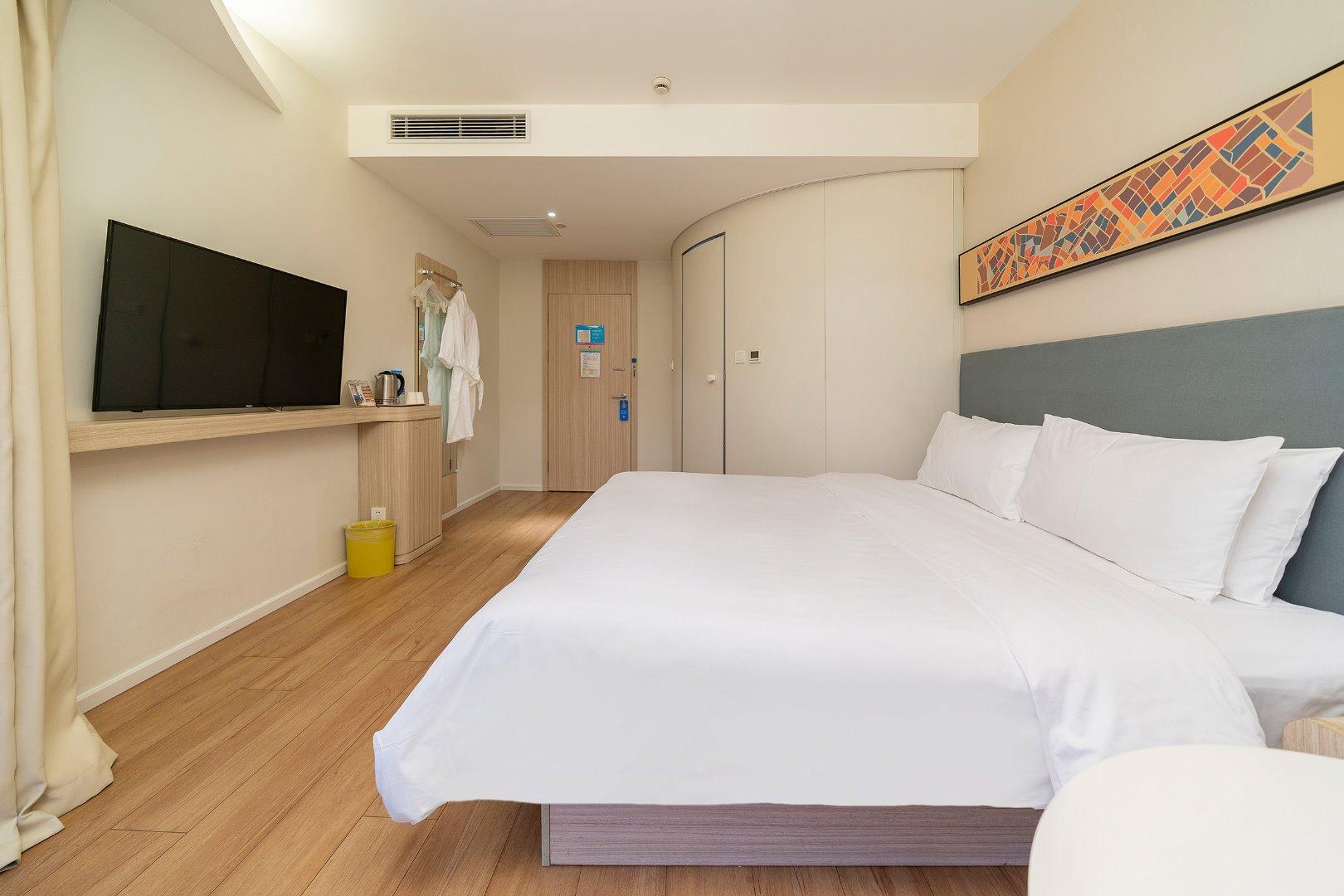 Hanting Hotel (Shanghai Lujiazui Dongfang Road) 22/44