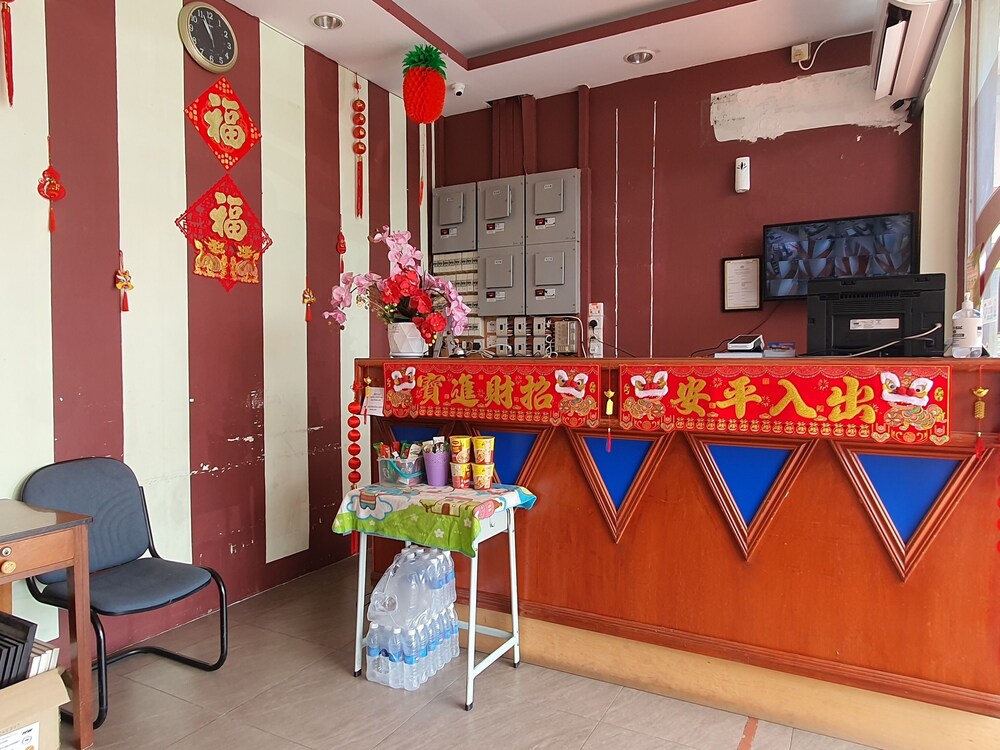 Lobby at Hotel O Melody 88 Inn, Lutong